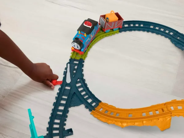 Hot ® Il Trenino Thomas I Suoni Di Sodor Cranky Delivery Garage E Circuiti